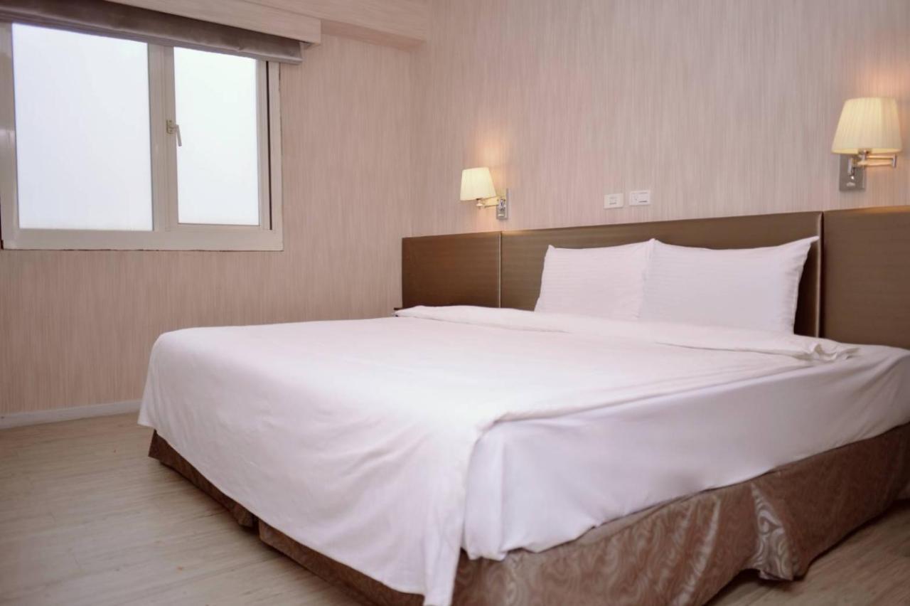 Walker Hotel - Sanchong Tchaj-pej Exteriér fotografie